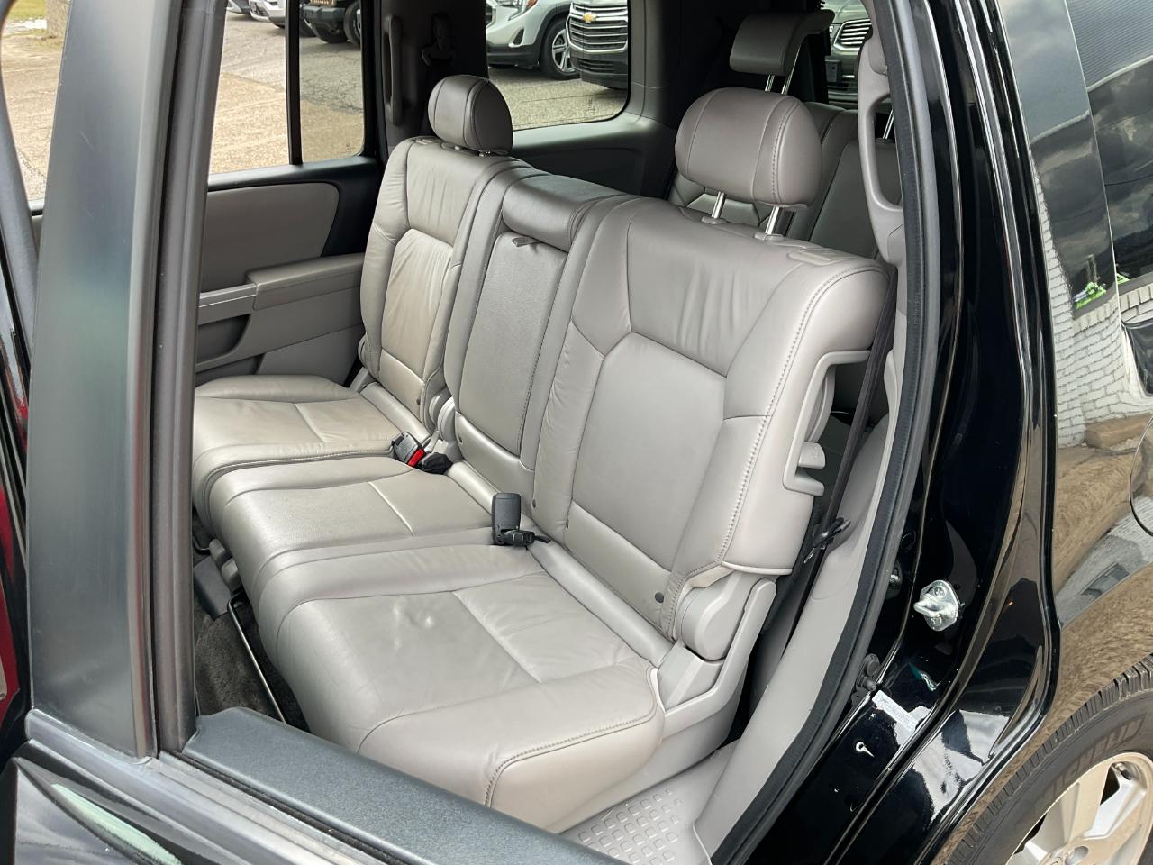 Honda Pilot EX-L 4WD 5-Spd AT 2011