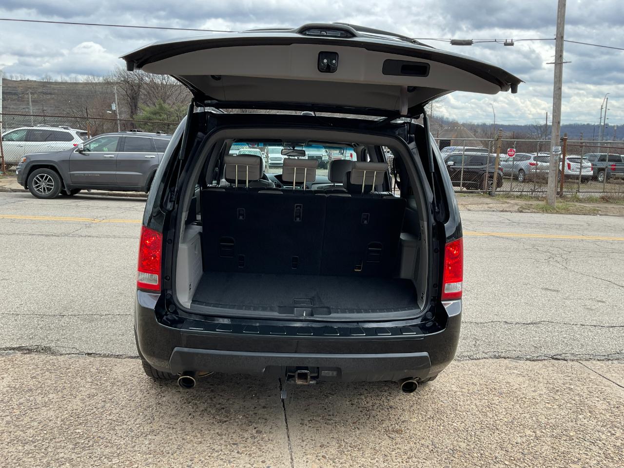 Honda Pilot EX-L 4WD 5-Spd AT 2011