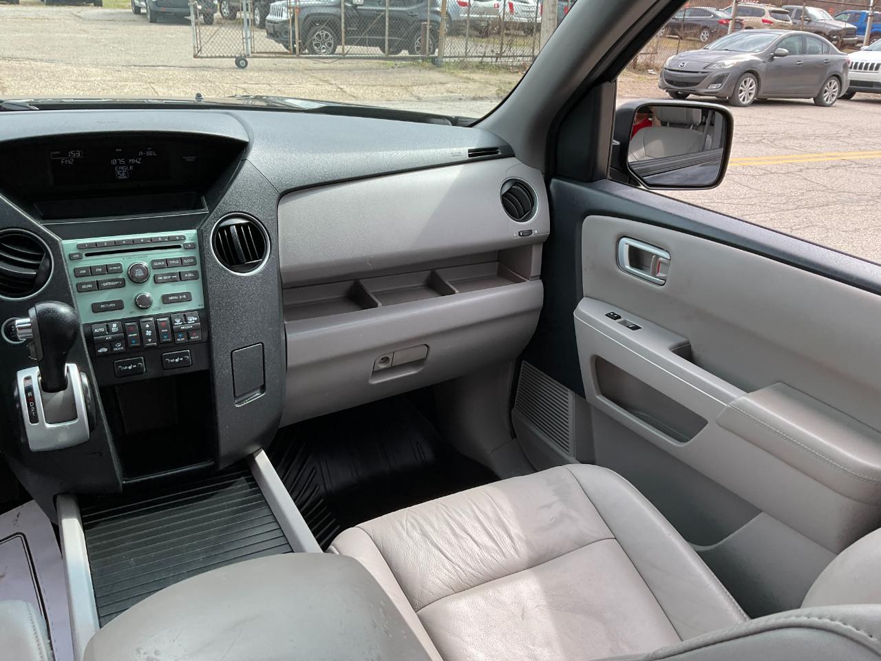 Honda Pilot EX-L 4WD 5-Spd AT 2011