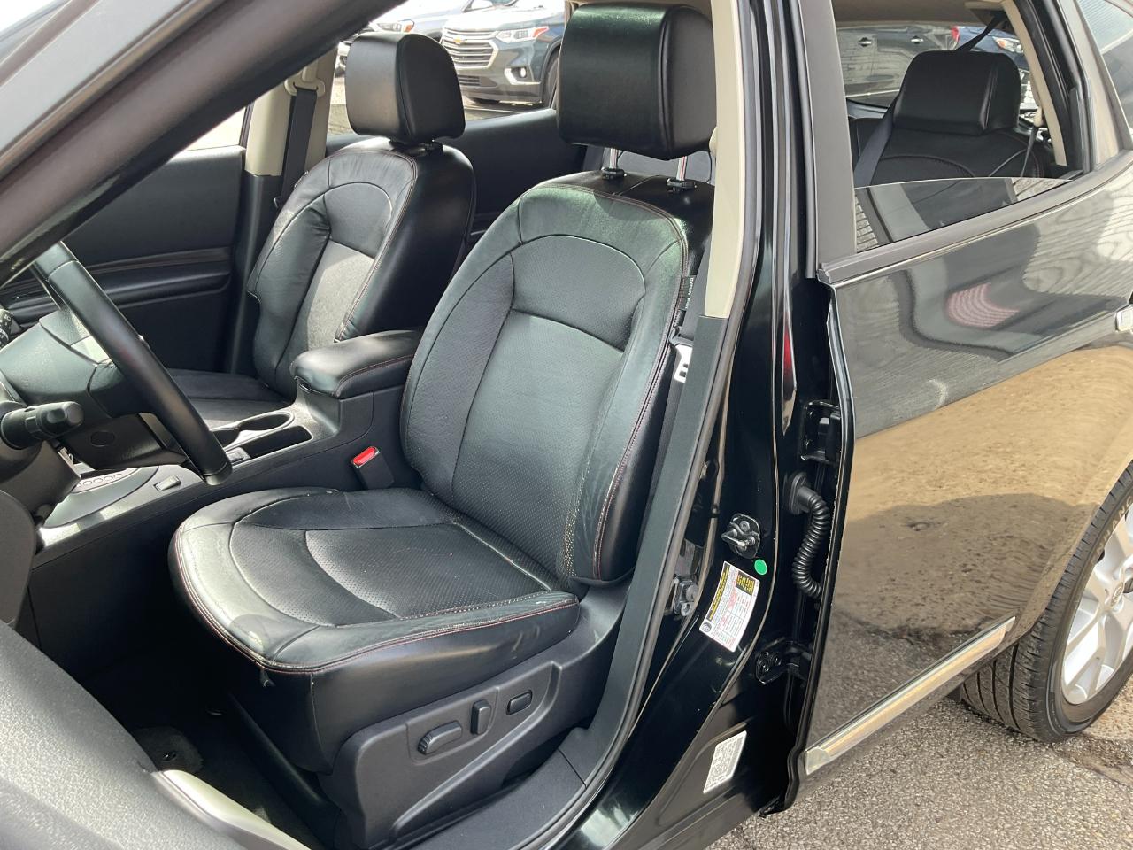 Nissan Rogue SL 2012