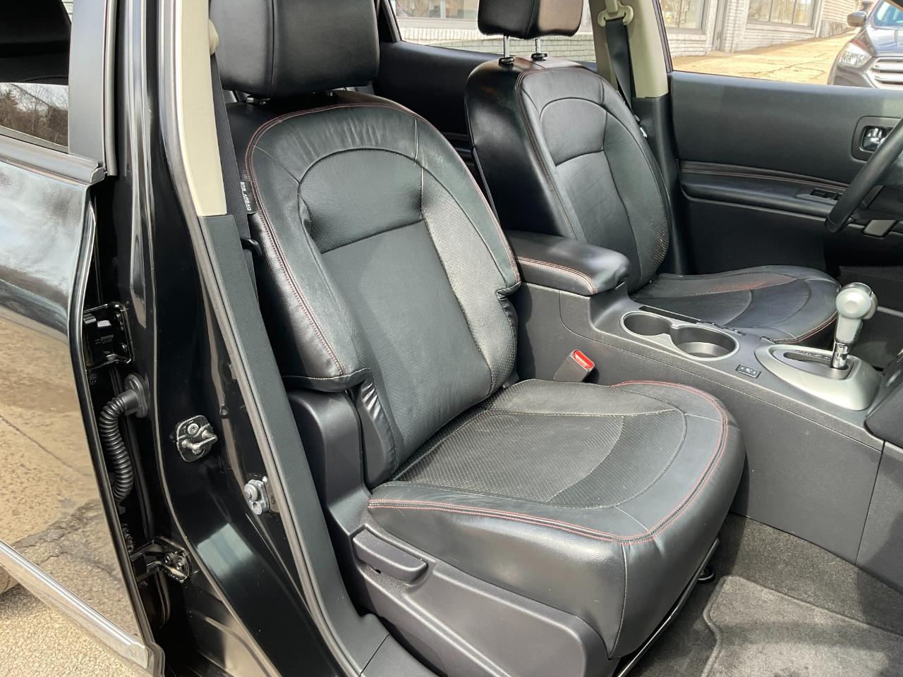 Nissan Rogue SL 2012