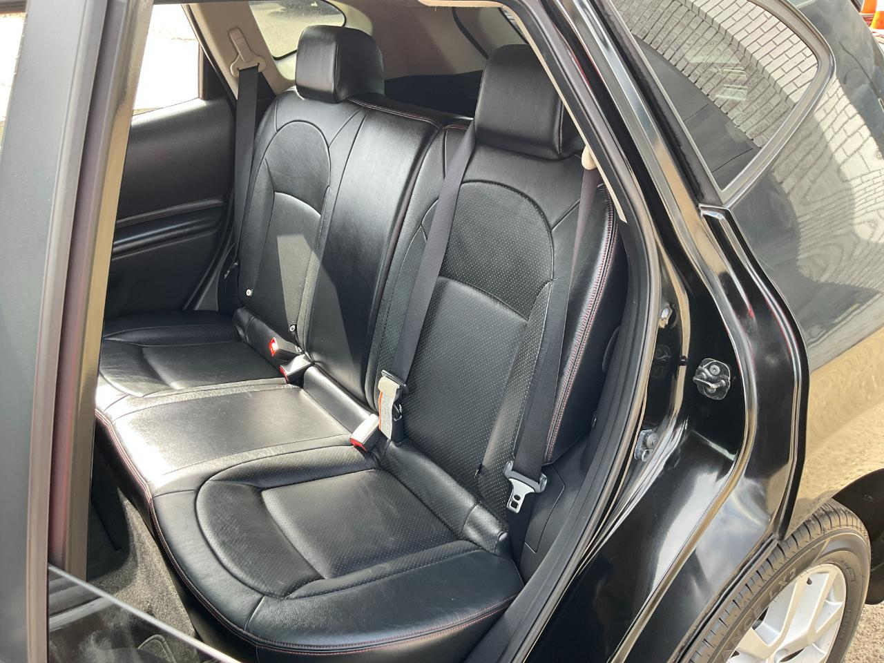 Nissan Rogue SL 2012