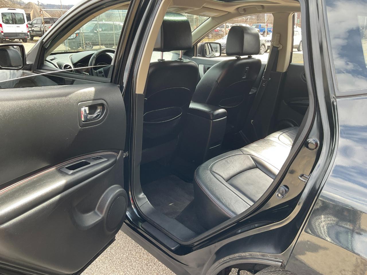 Nissan Rogue SL 2012