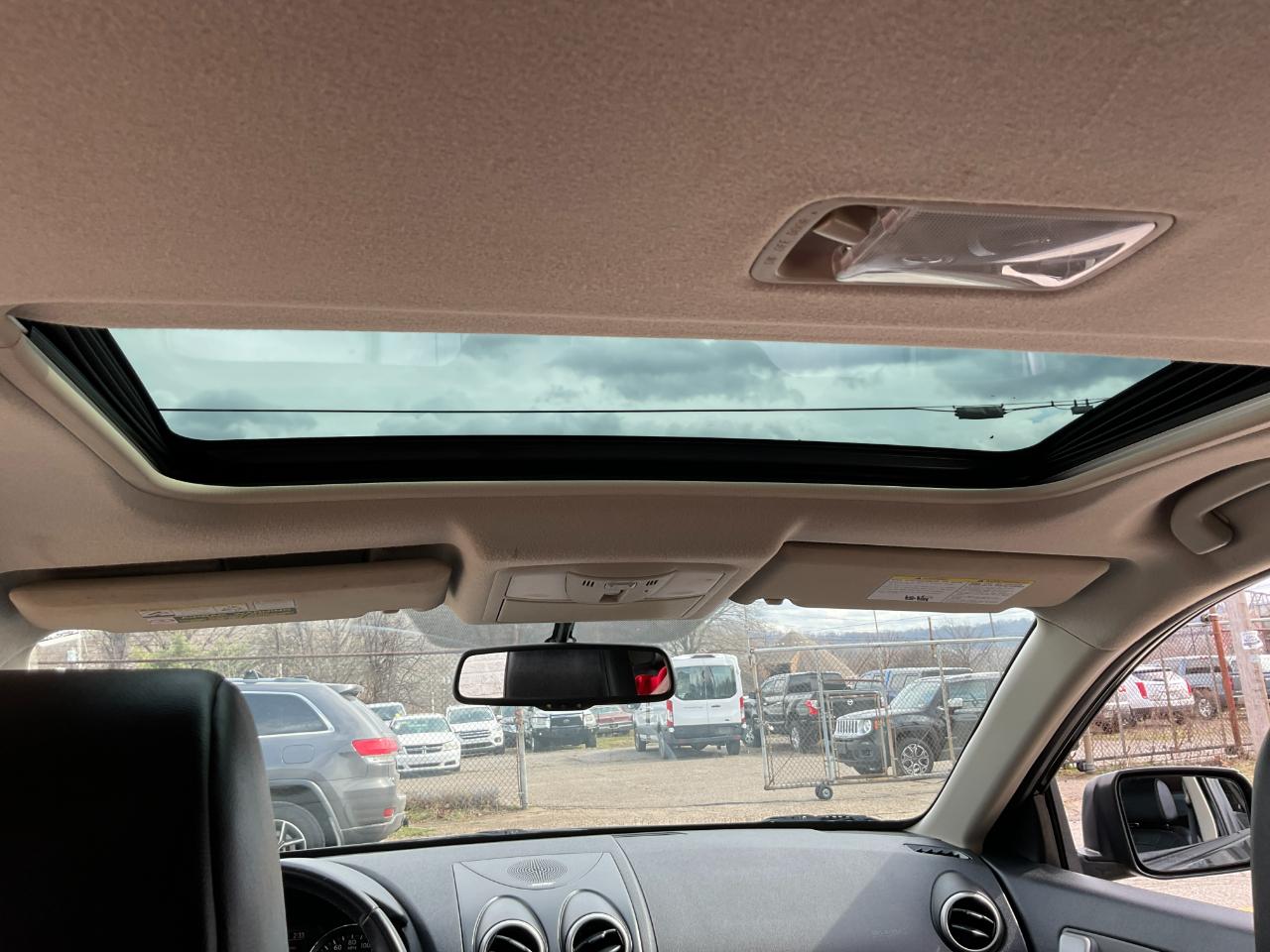 Nissan Rogue SL 2012