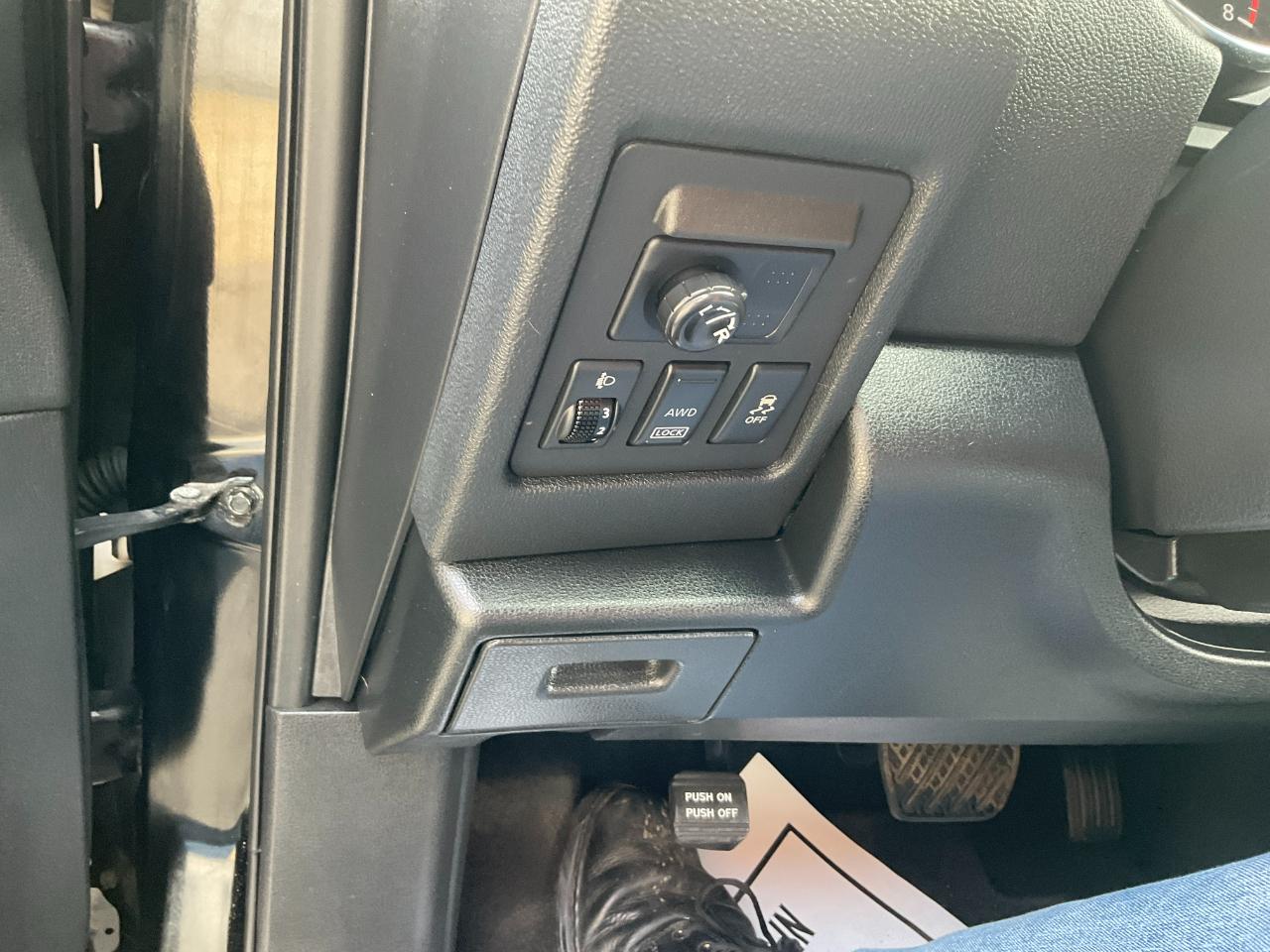 Nissan Rogue SL 2012