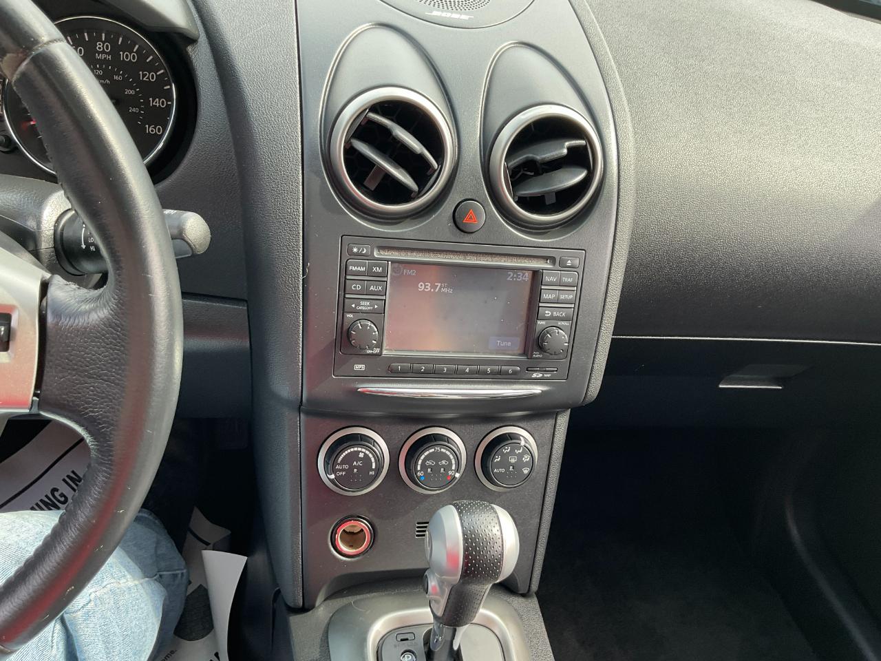 Nissan Rogue SL 2012