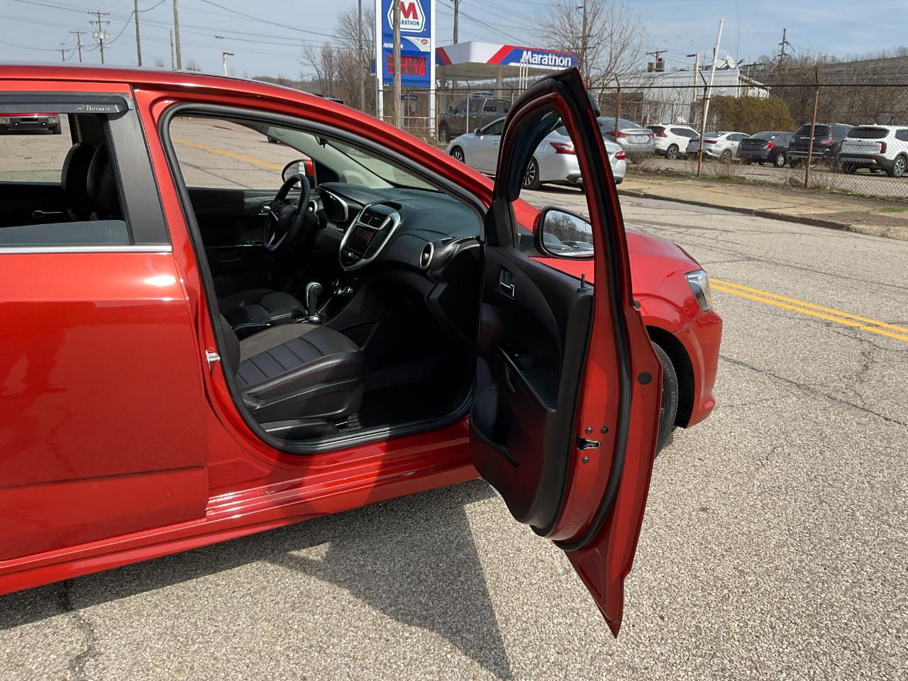 Chevrolet Sonic Premier Auto Hatchback 2020