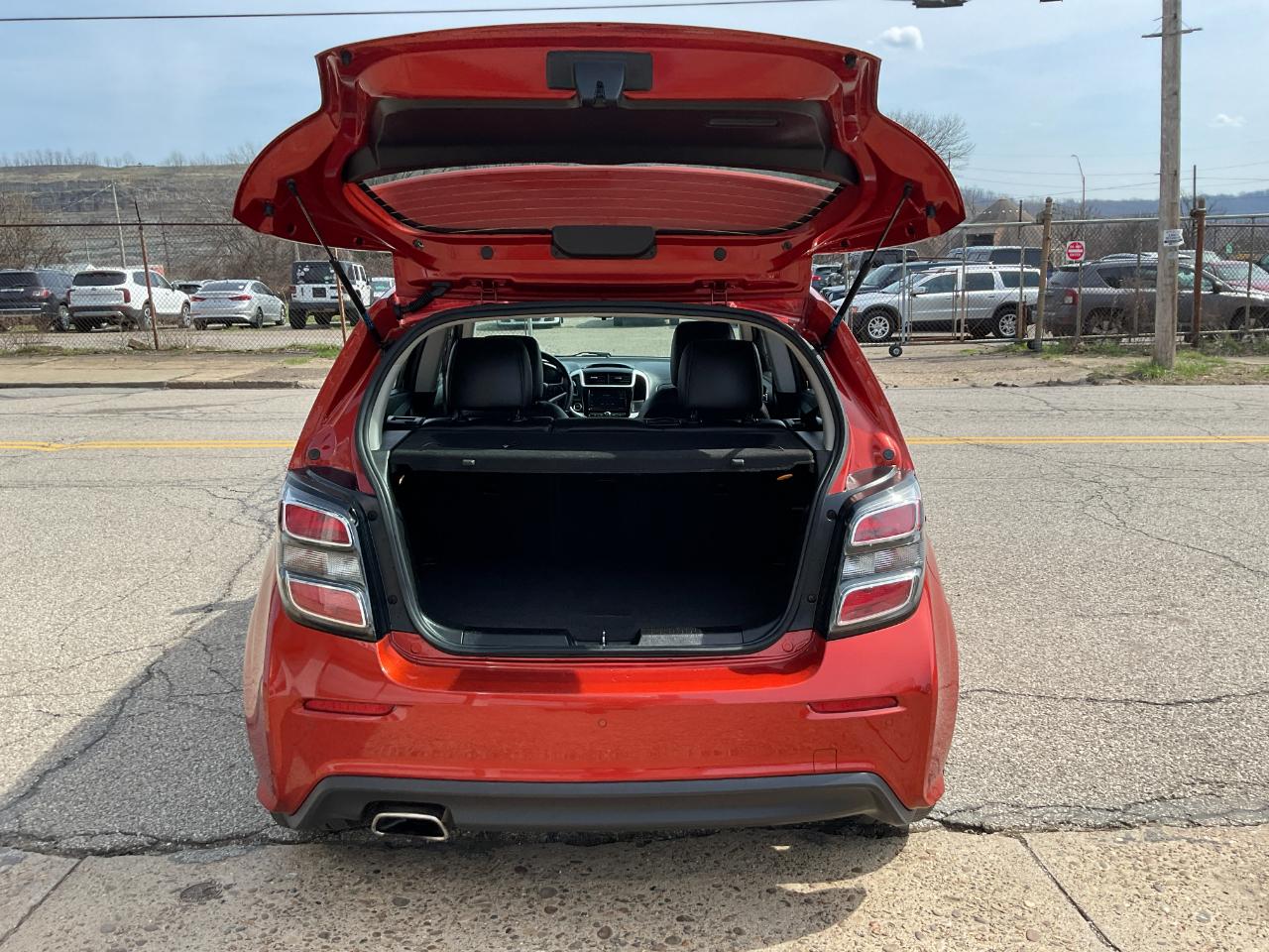 Chevrolet Sonic Premier Auto Hatchback 2020