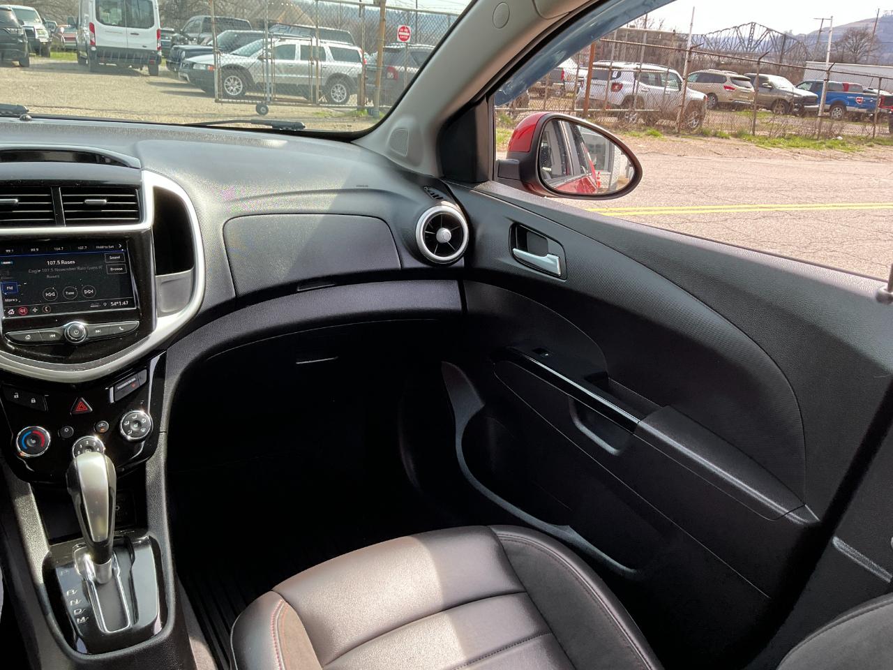 Chevrolet Sonic Premier Auto Hatchback 2020