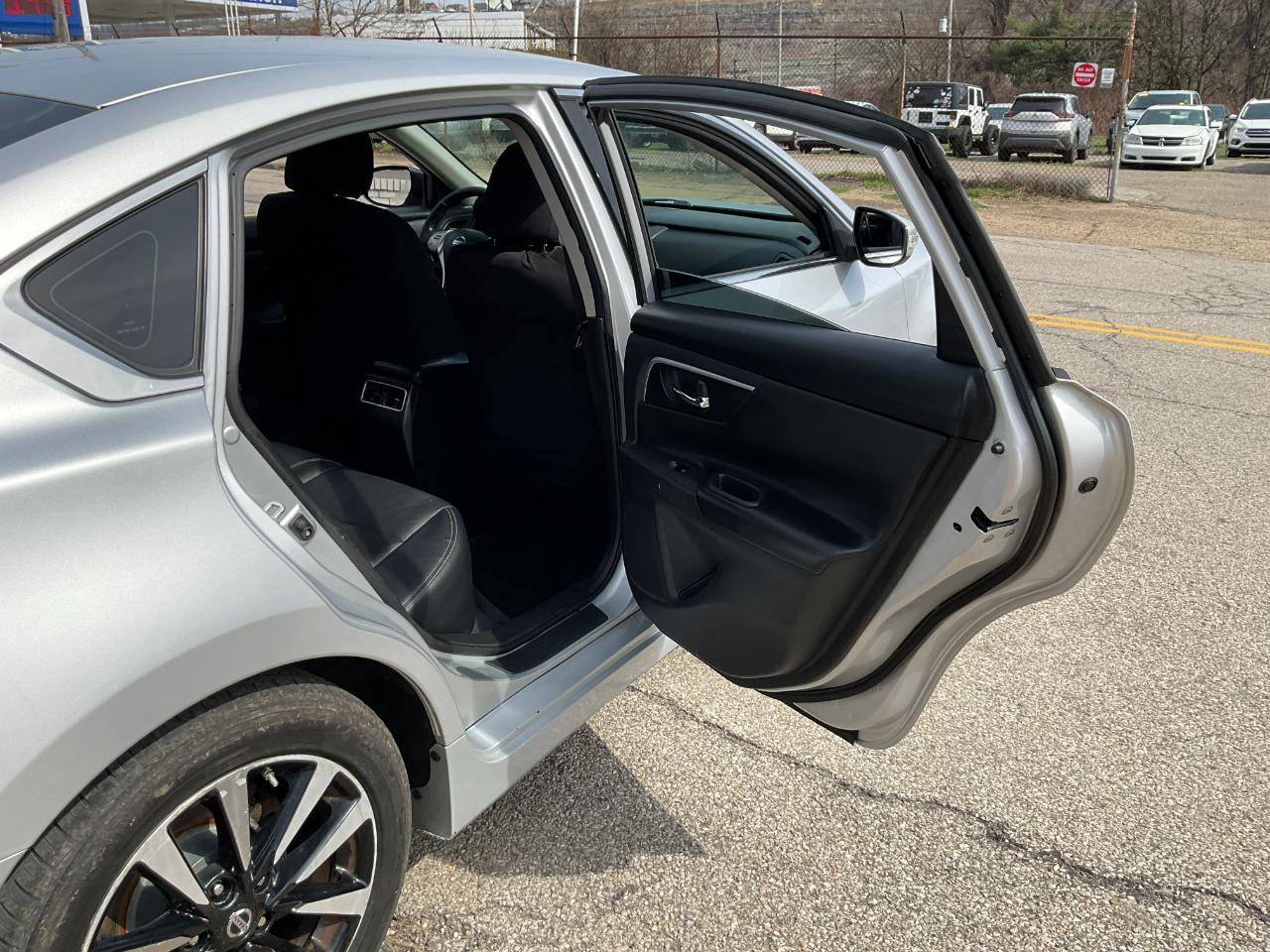 Nissan Altima 2.5 SV 2018