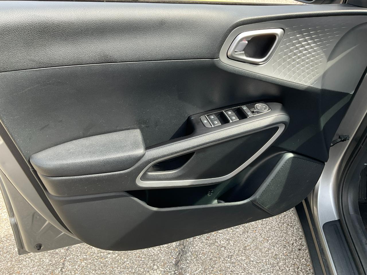 Kia Soul LX CVT 2023