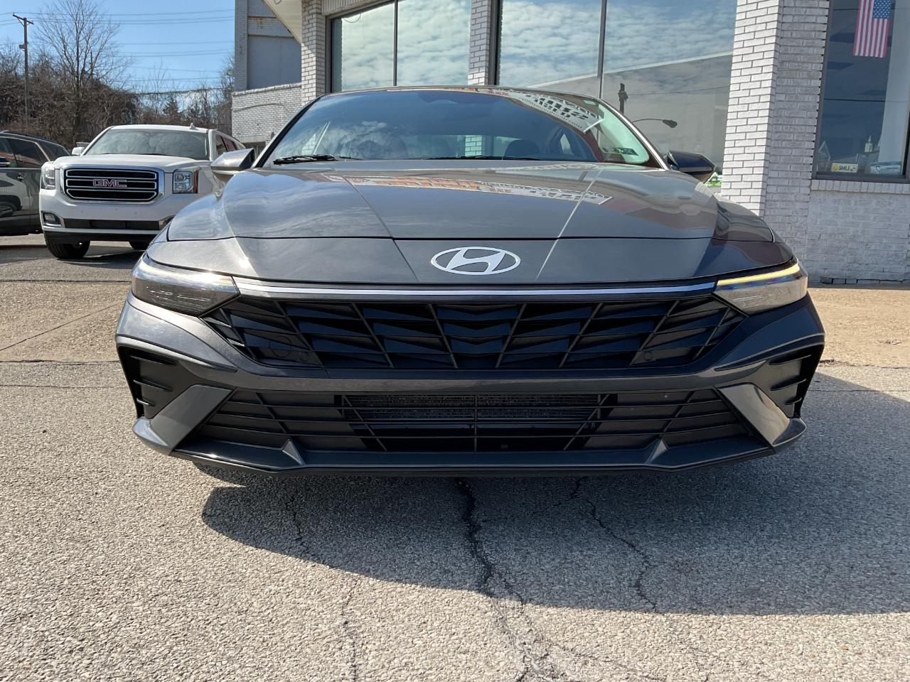 Hyundai Elantra SEL 2024