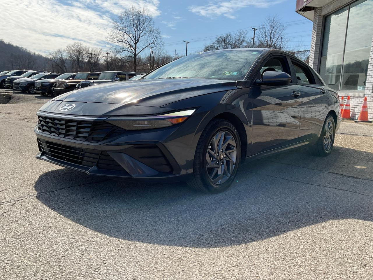 Hyundai Elantra SEL 2024