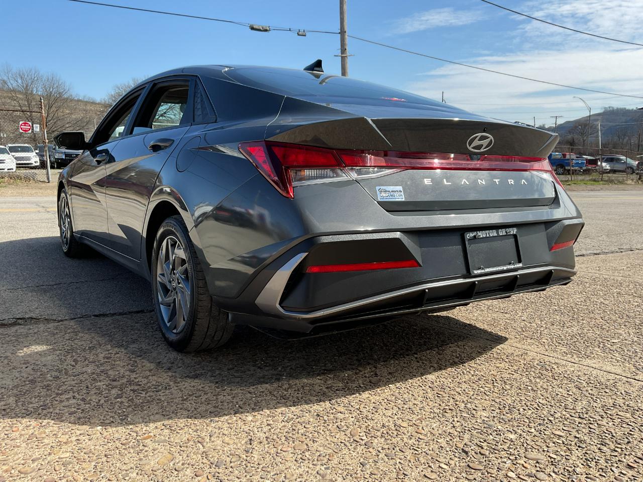 Hyundai Elantra SEL 2024