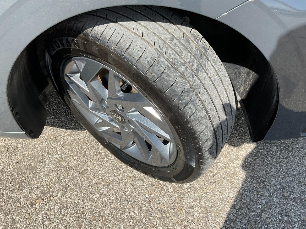 Hyundai Elantra SEL 2024