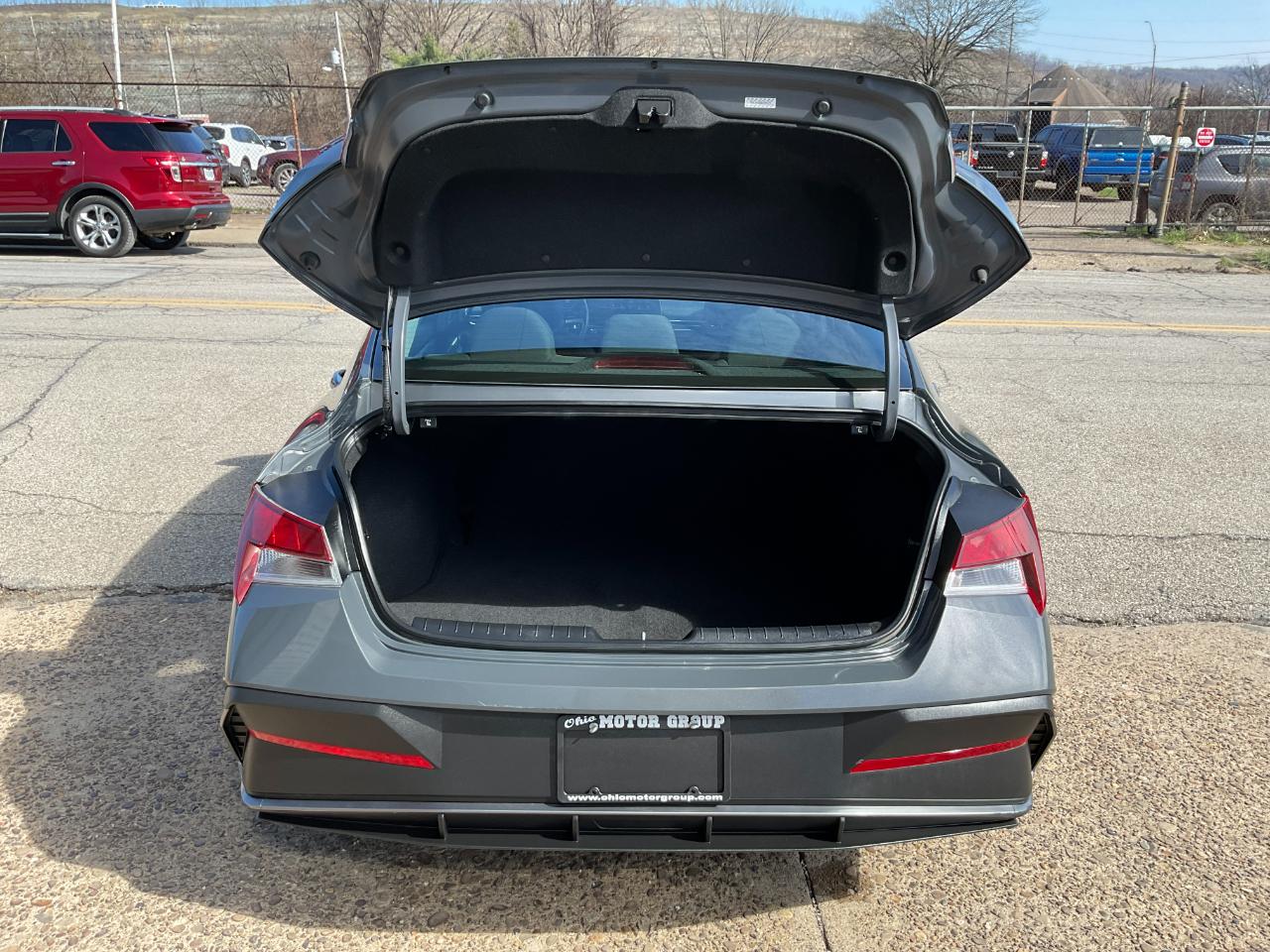 Hyundai Elantra SEL 2024