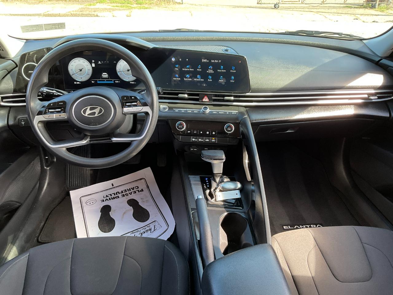 Hyundai Elantra SEL 2024