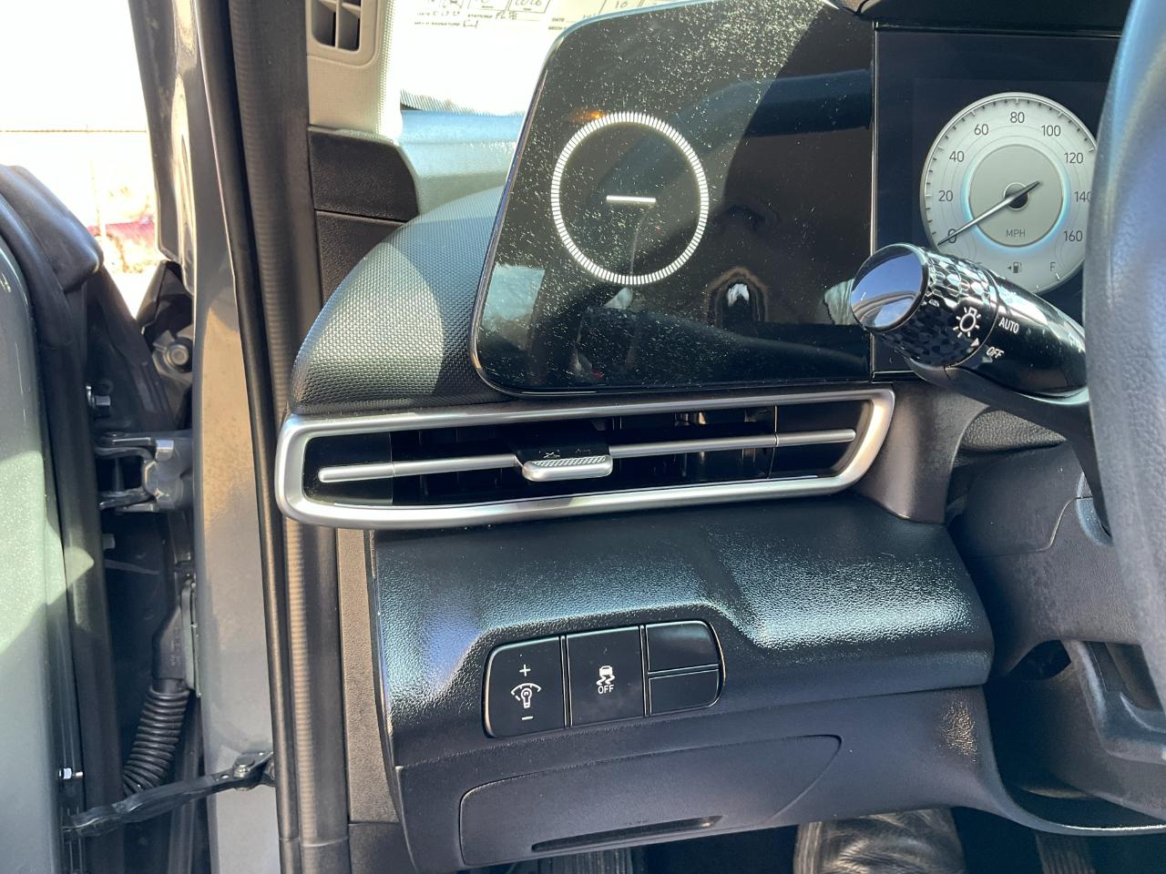 Hyundai Elantra SEL 2024