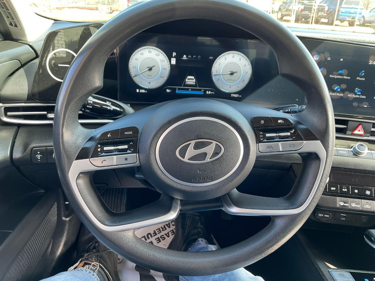 Hyundai Elantra SEL 2024