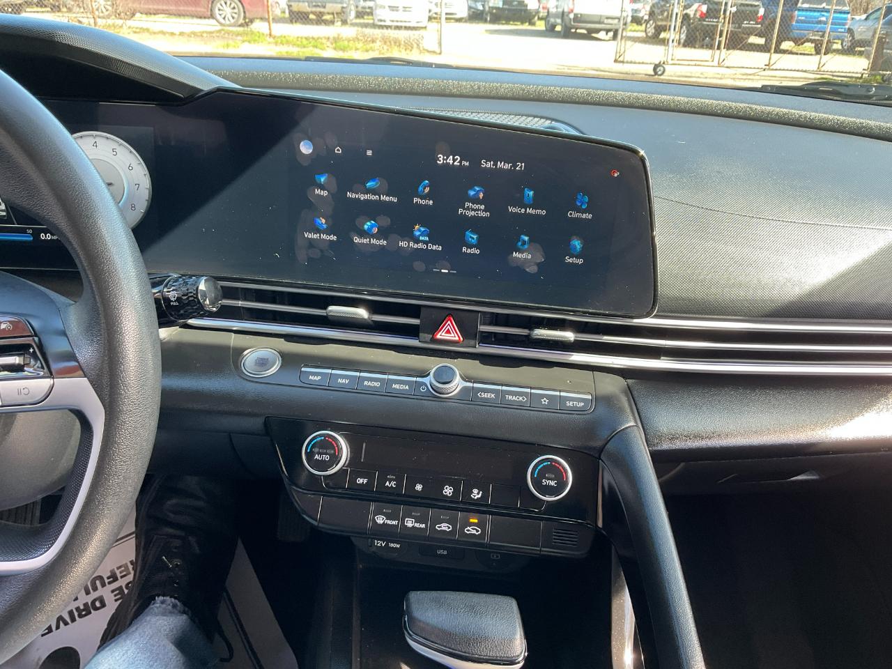 Hyundai Elantra SEL 2024