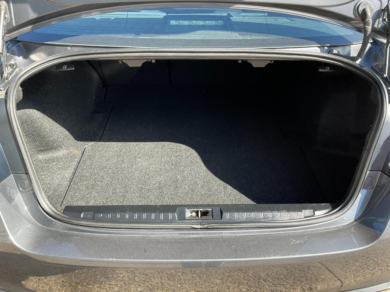 Subaru Legacy 2.5i Premium 2018