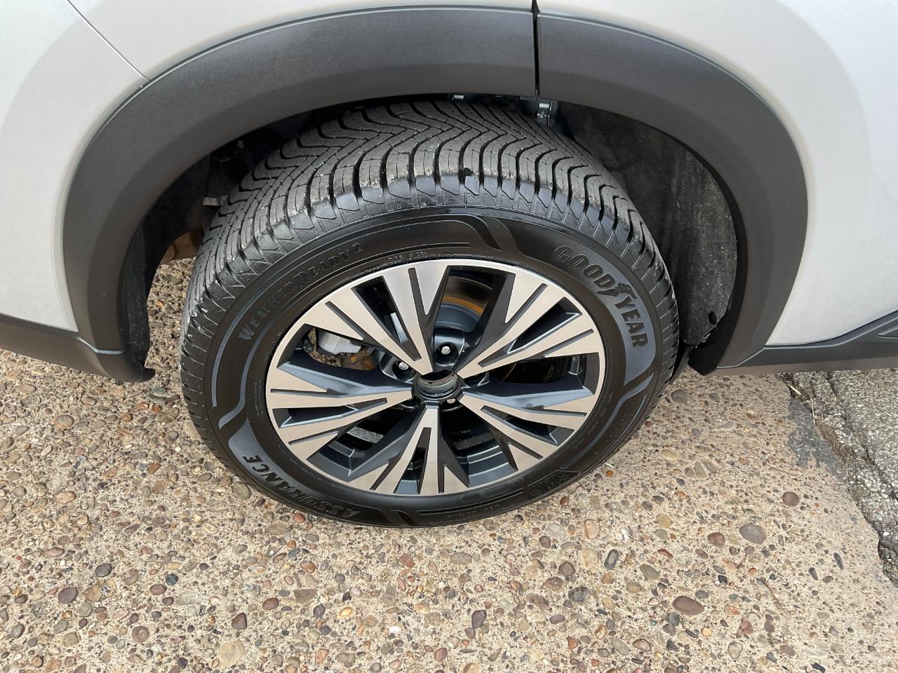 Nissan Rogue SV 2023