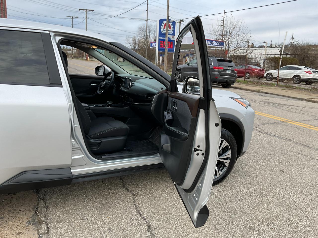 Nissan Rogue SV 2023