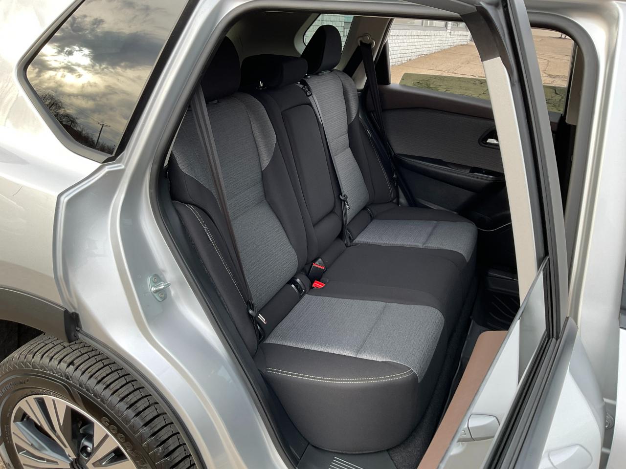 Nissan Rogue SV 2023