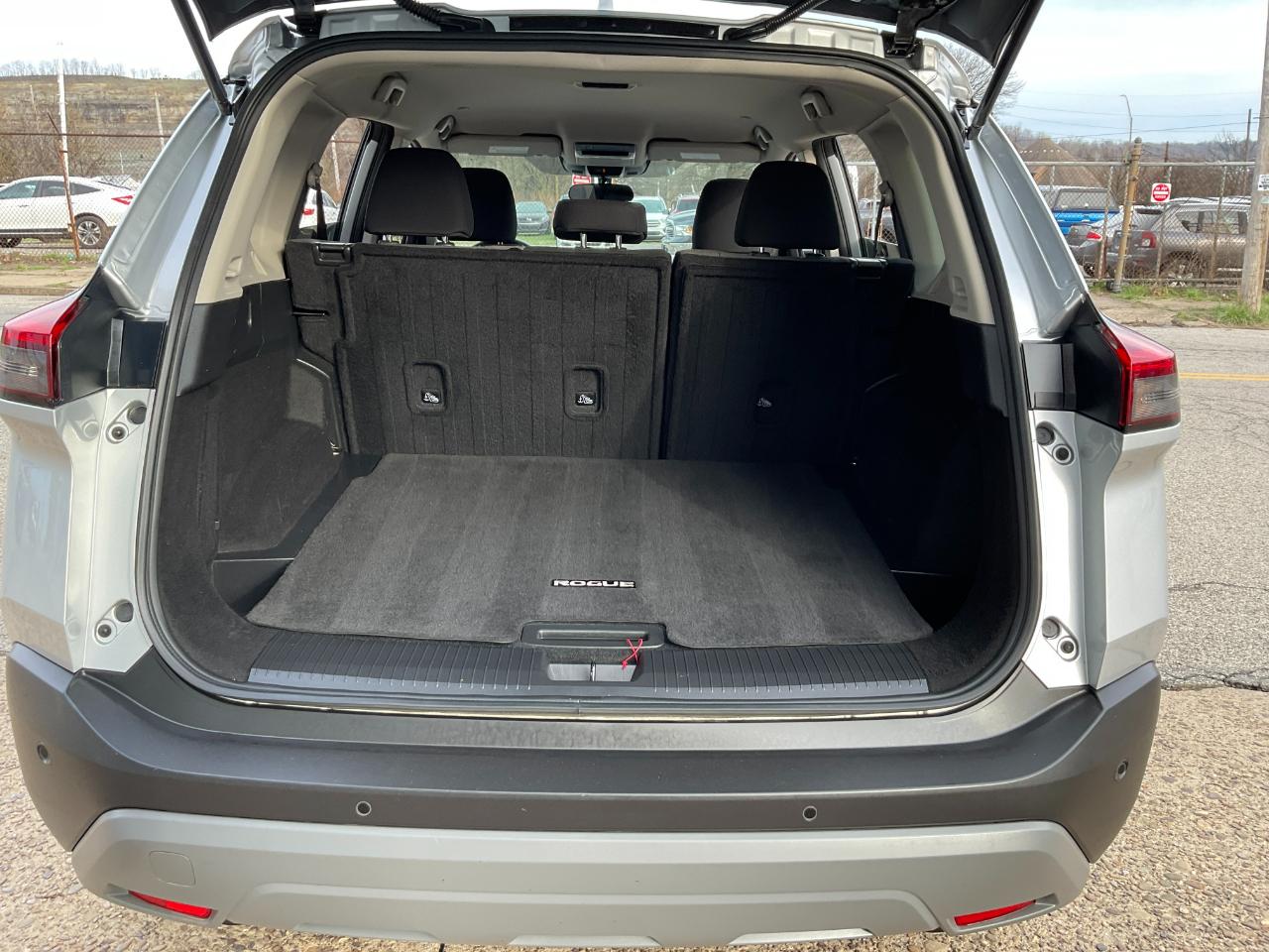 Nissan Rogue SV 2023