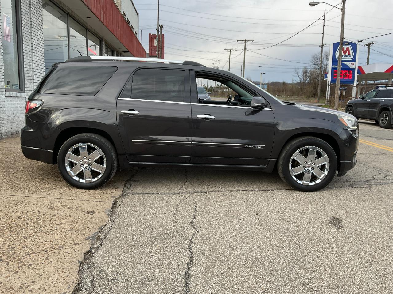 GMC Acadia Denali AWD 2016
