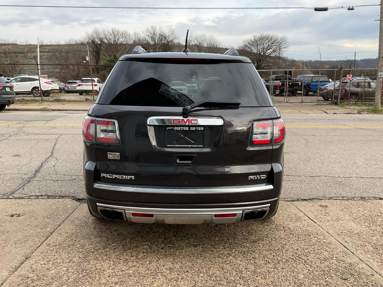 GMC Acadia Denali AWD 2016