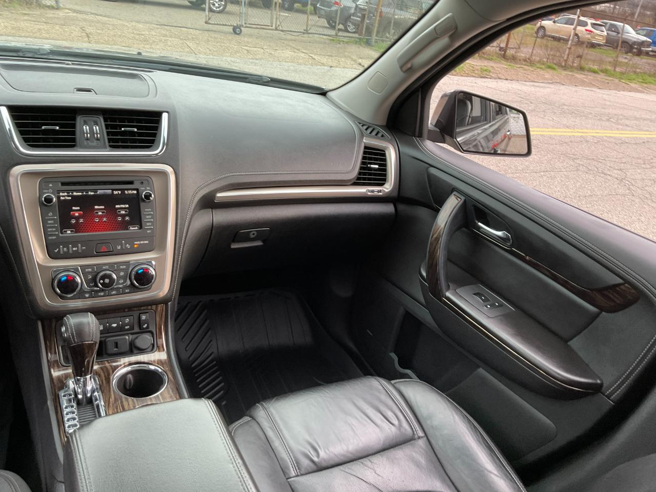 GMC Acadia Denali AWD 2016