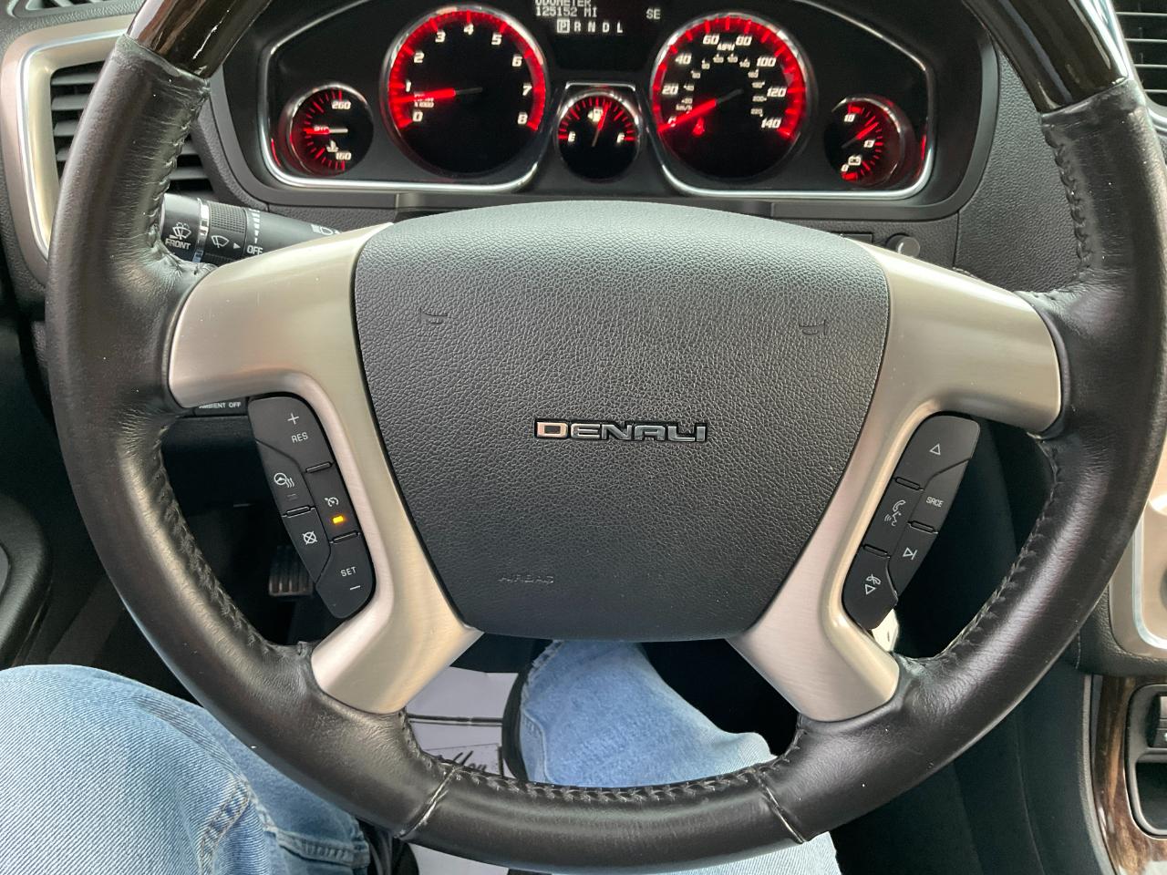 GMC Acadia Denali AWD 2016