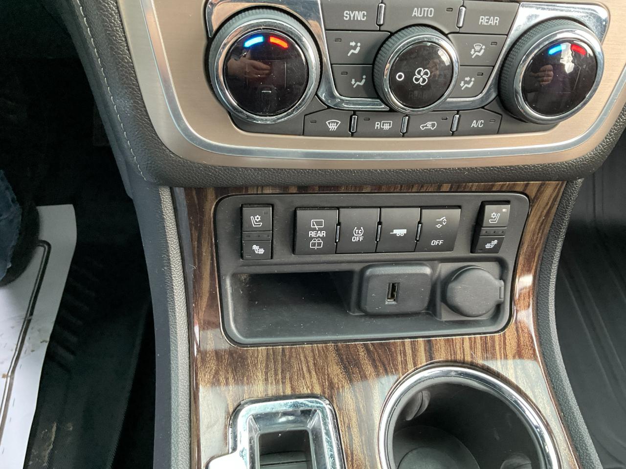 GMC Acadia Denali AWD 2016