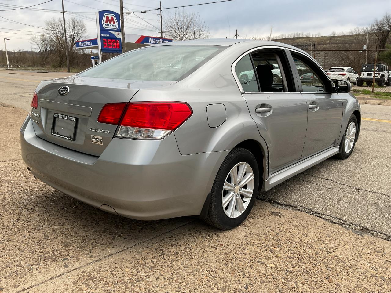 Subaru Legacy 2.5i Premium 2011