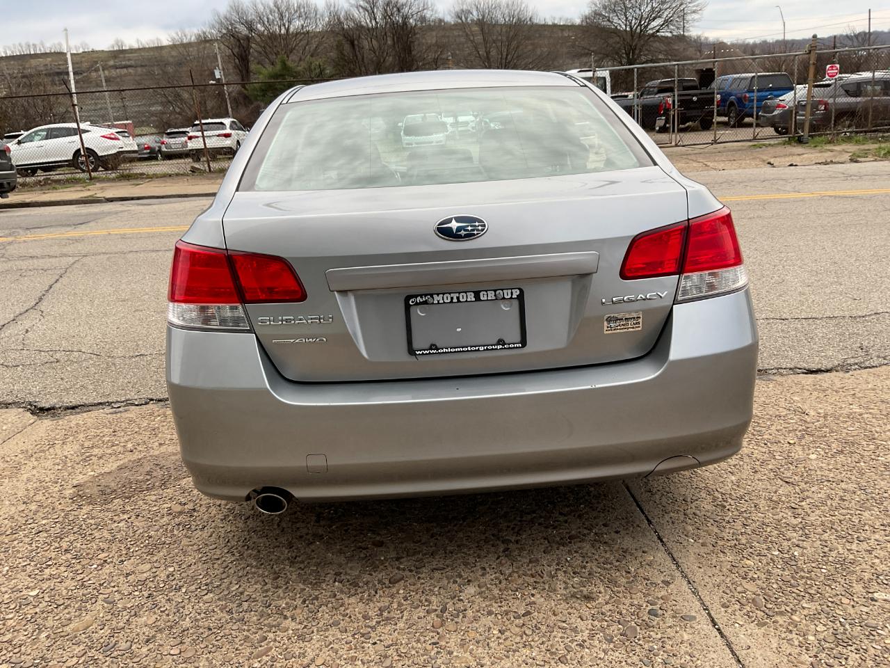 Subaru Legacy 2.5i Premium 2011