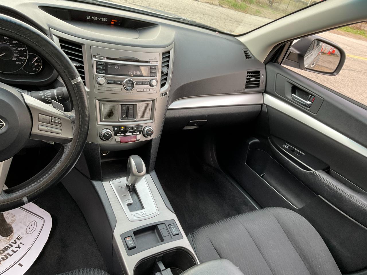 Subaru Legacy 2.5i Premium 2011