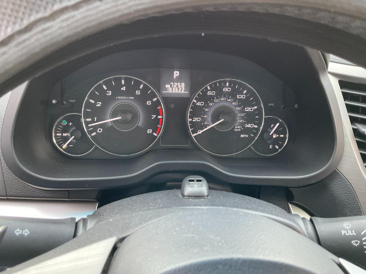 Subaru Legacy 2.5i Premium 2011