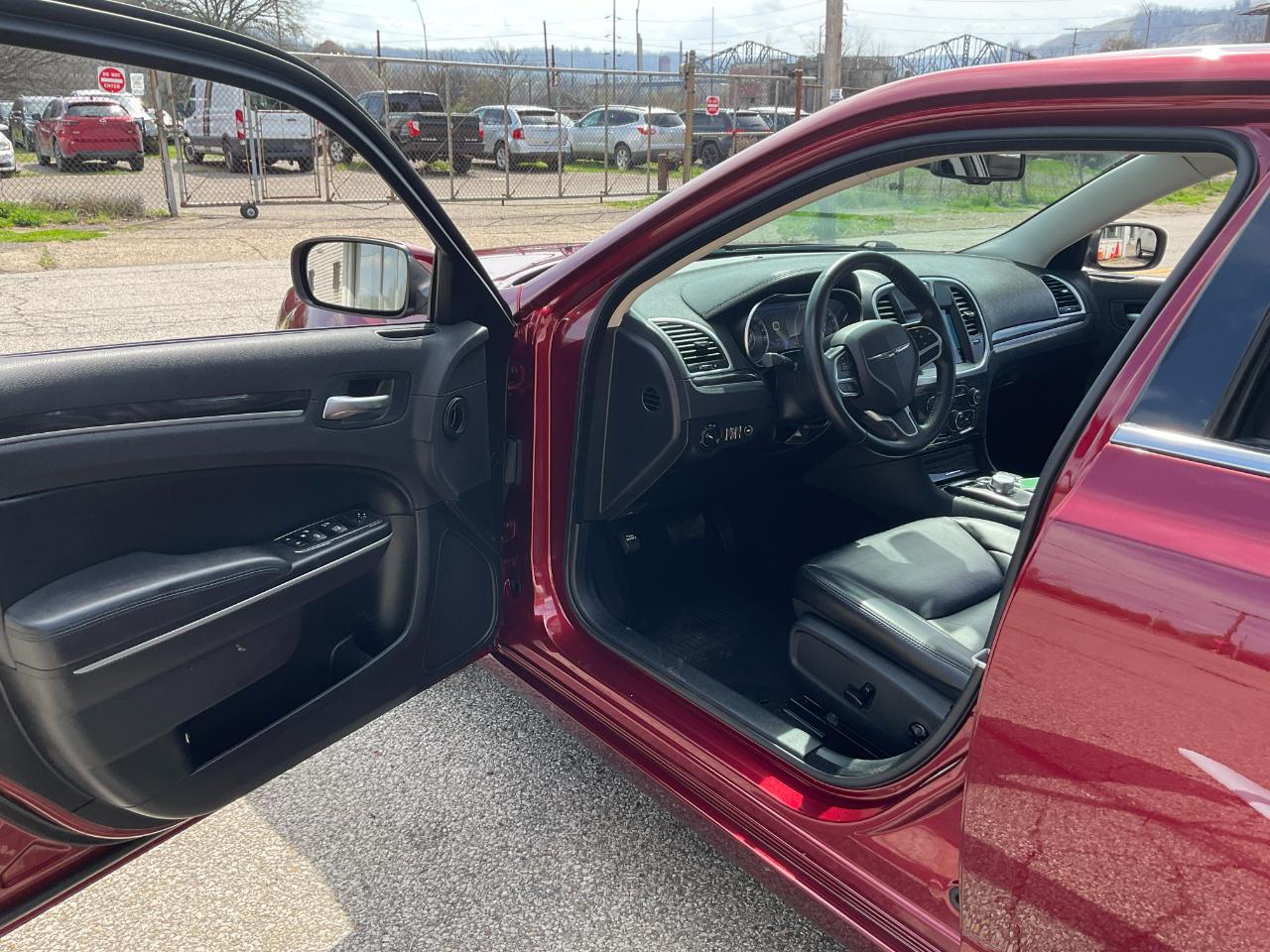 Chrysler 300 Touring L AWD 2020