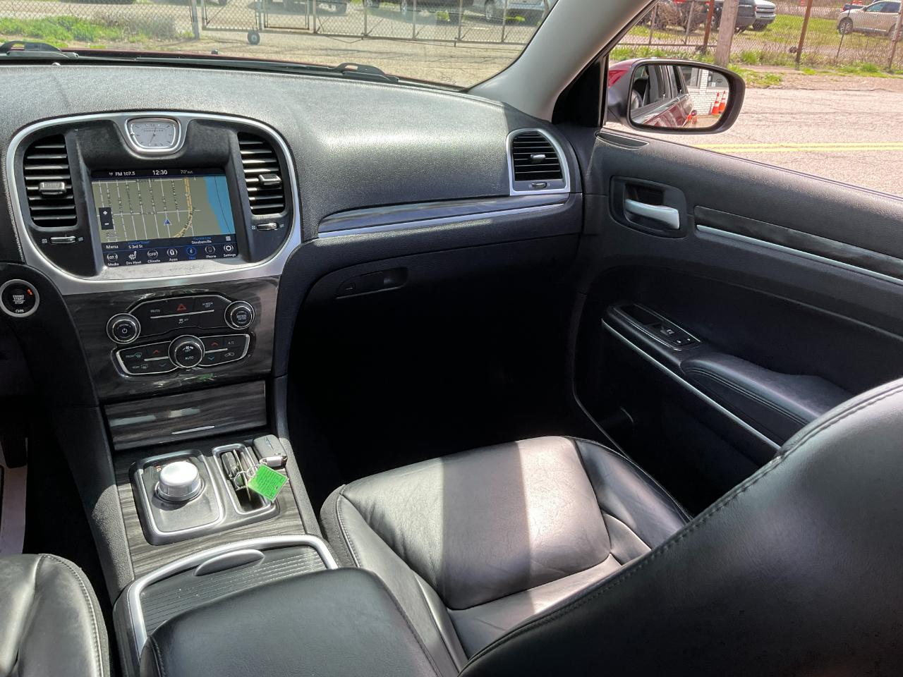 Chrysler 300 Touring L AWD 2020