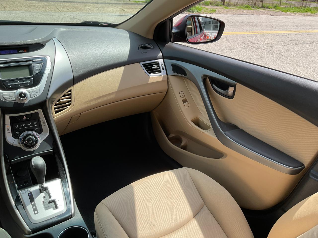 Hyundai Elantra 4dr Sdn Auto GLS 2012