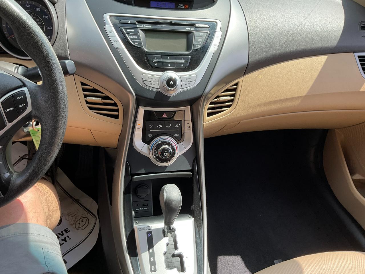Hyundai Elantra 4dr Sdn Auto GLS 2012