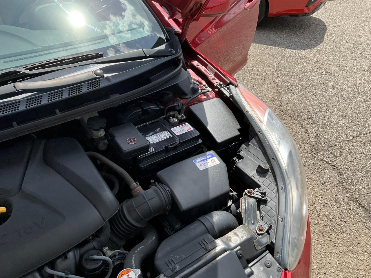 Hyundai Elantra 4dr Sdn Auto GLS 2012