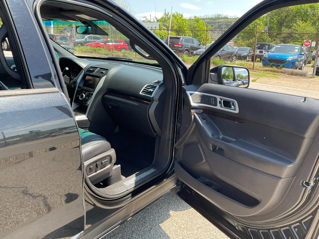 Ford Explorer Limited 4WD 2015