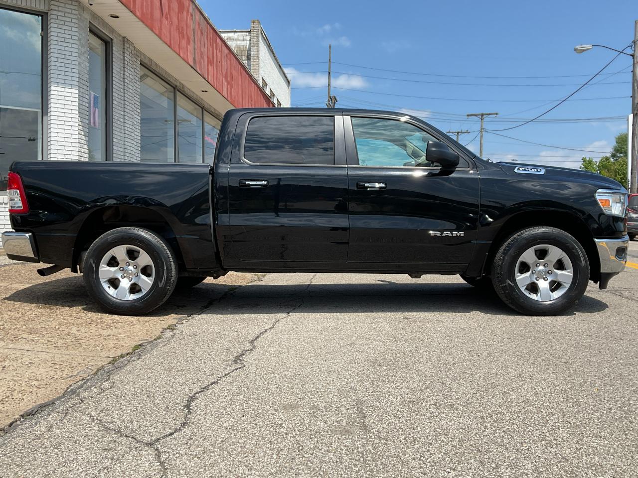 RAM 1500 Big Horn Quad Cab 4WD 2019