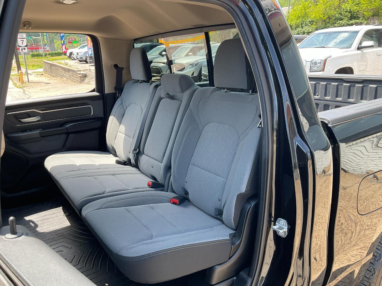RAM 1500 Big Horn Quad Cab 4WD 2019