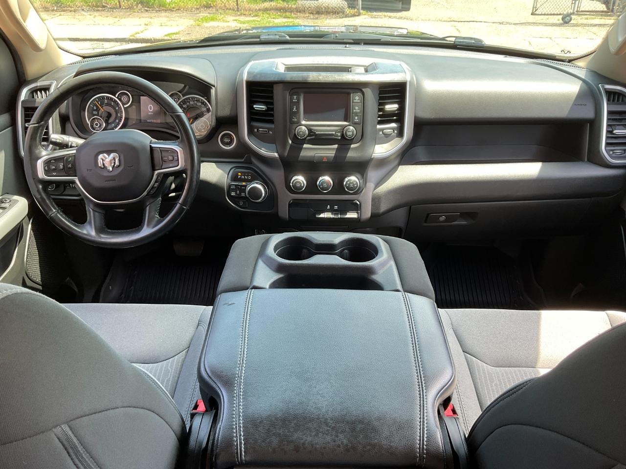 RAM 1500 Big Horn Quad Cab 4WD 2019
