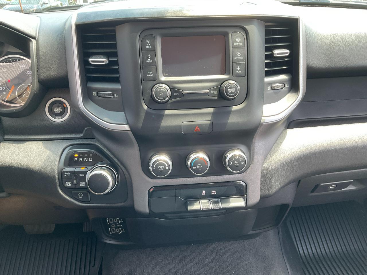 RAM 1500 Big Horn Quad Cab 4WD 2019