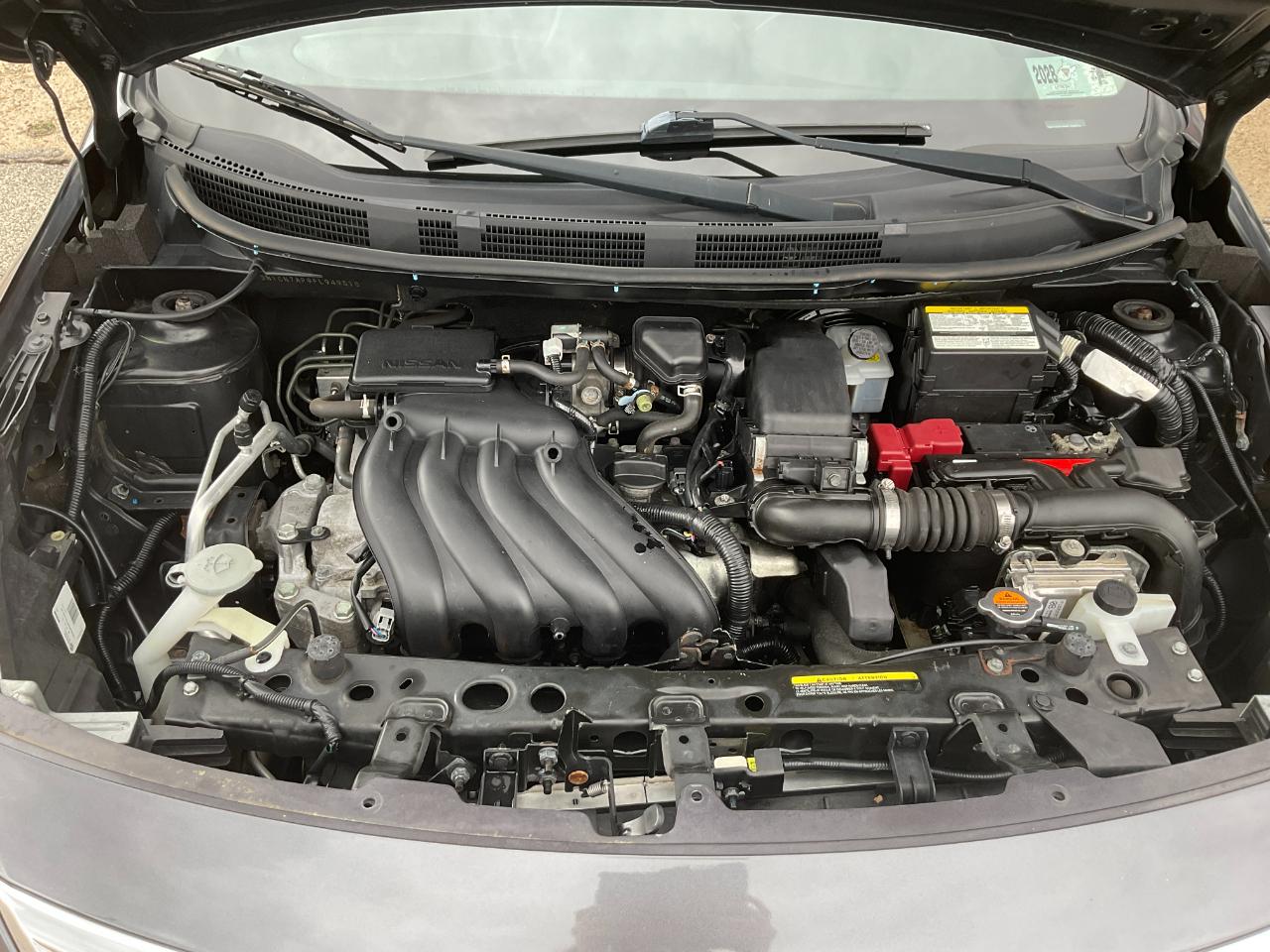 Nissan Versa 1.6 S 5M 2015