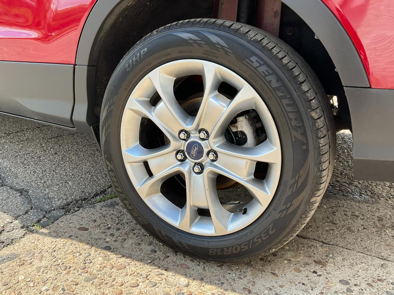 Ford Escape Titanium 4WD 2015
